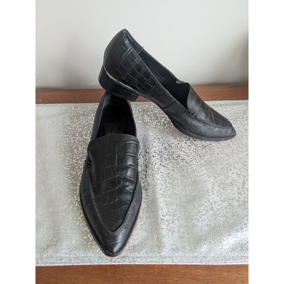 Dolce Vita Arlene Loafers Womens 9.5 Black Crocodile-Emboss Leather Shoes Point - Picture 1 of 8